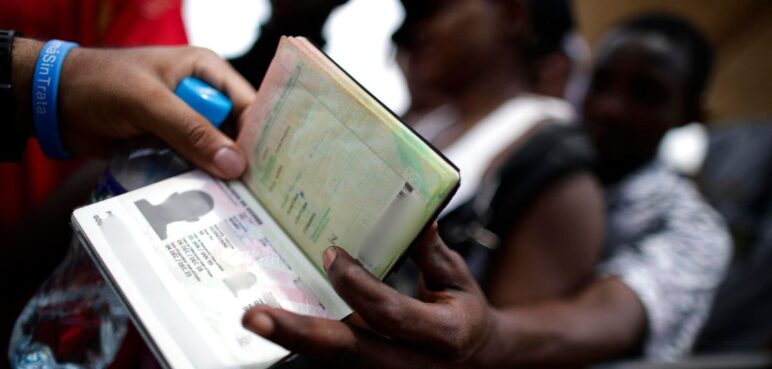 Imputan cargos a miembros de red colombiana por presunta falsificación de datos para visados de EE.UU.  