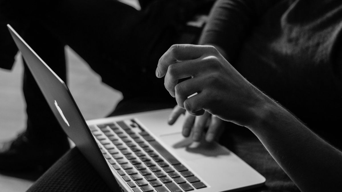 ¿Salió de su cuenta o fallaba el inicio de sesión? Caída de internet golpea al mundo