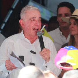 El expresidente Uribe insiste en su inocencia en los alegatos finales del juicio en su contra