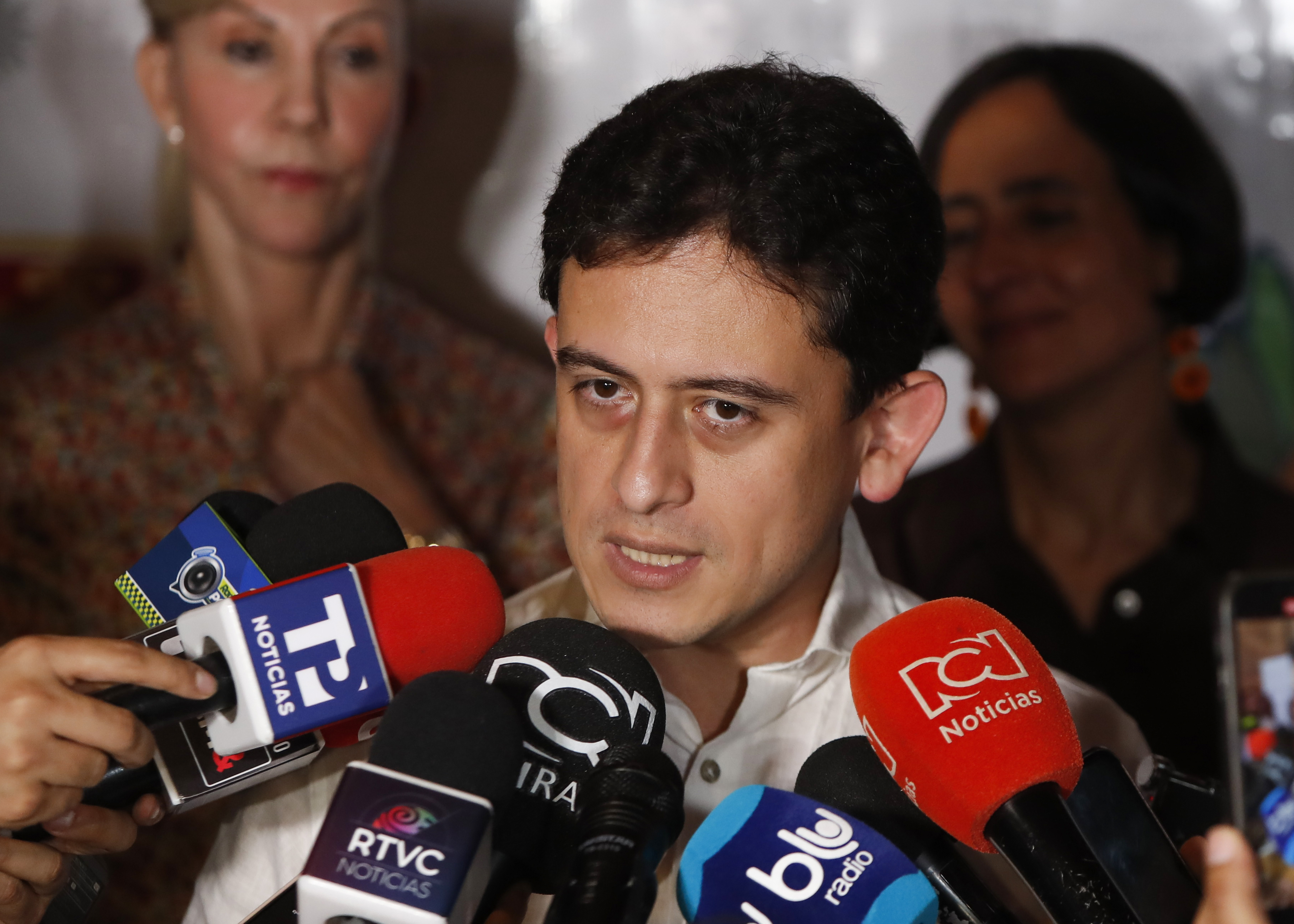Abren investigación a exdirector de impuestos por fallas en metas tributarias