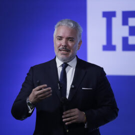 Duque asegura que las acusaciones contra Uribe constituyen "una forma de intimidación"