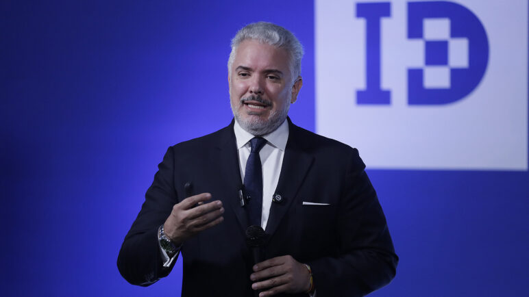 Duque asegura que las acusaciones contra Uribe constituyen "una forma de intimidación"