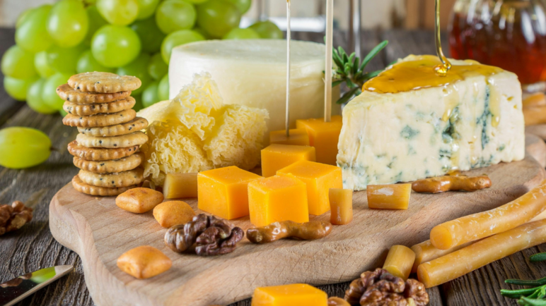 Tabla de quesos: Una alternativa práctica y deliciosa para acompañar reuniones