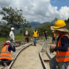 Así avanza la obra de placa huella que conecta Ansermanuevo con El Vergel