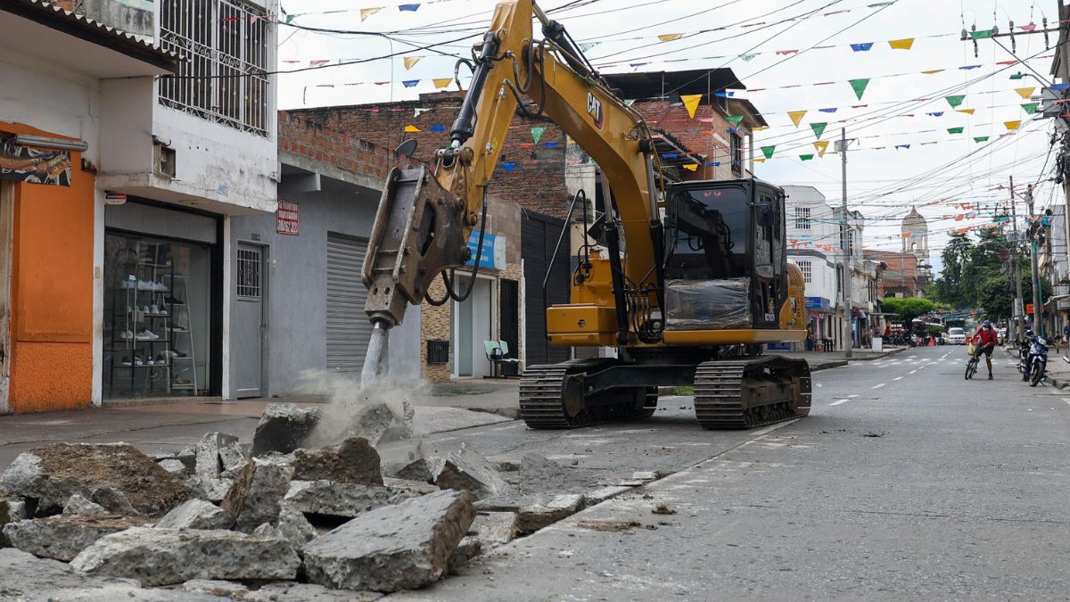 Todos los detalles del empréstito: Alcalde despeja dudas sobre proyectos y obras