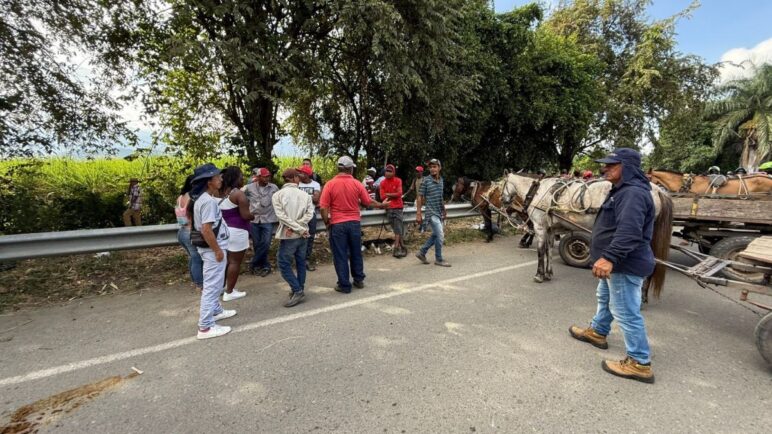 Atención, se registra un bloqueo en vía entre Pradera y Palmira: ¿Qué sucede?