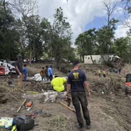 Tragedia en Texas: asciende a 120 los fallecidos por las inundaciones y a 170 los desaparecidos