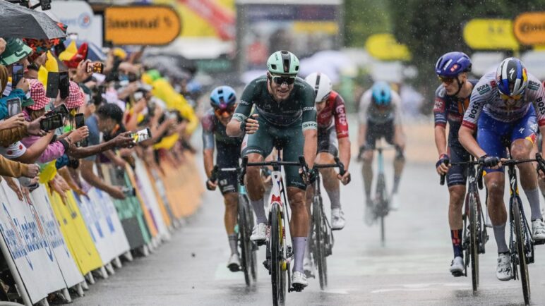 Así marcha la general del Tour de Francia: Etapa 17 ocasionó caída