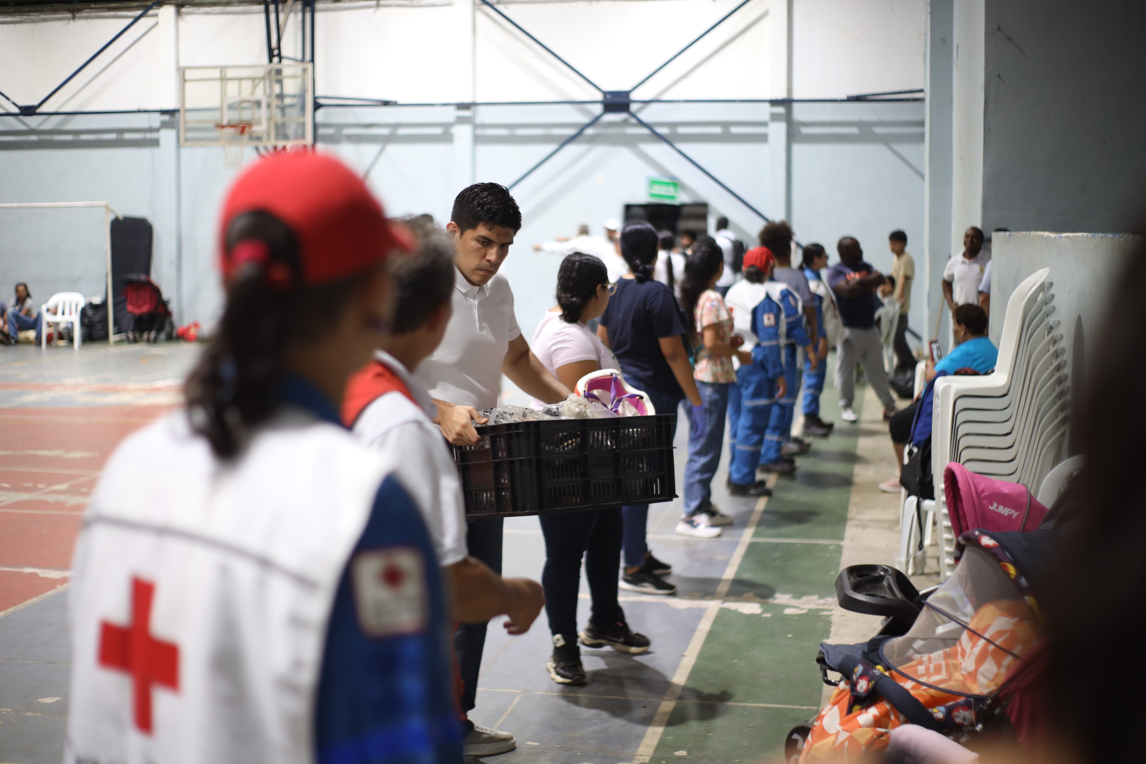 Solidaridad en Jamundí: Banco de alimentos entrega ayudas a familias desplazadas
