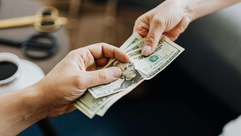 ¿Cuál es el precio del dólar hoy? así se proyecta la moneda en Colombia