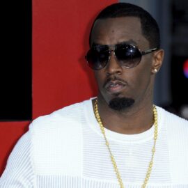 Juez convoca a una audiencia para decidir si otorga la libertad bajo fianza a Diddy