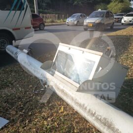 Autoridades investigan ataque de dos cámaras de fotomultas en el sur de Cali
