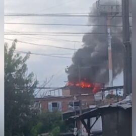 ¡Atención! Se registra incendio estructural en el oriente de Cali