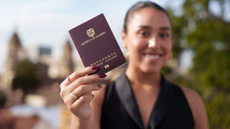 ¿Va a salir del país? Estos son los 7 casos en los que debe renovar su pasaporte colombiano