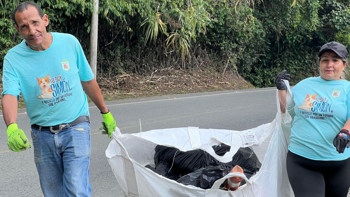 Integración Ciudadana: Reciclaje, esterilización y labores sociales