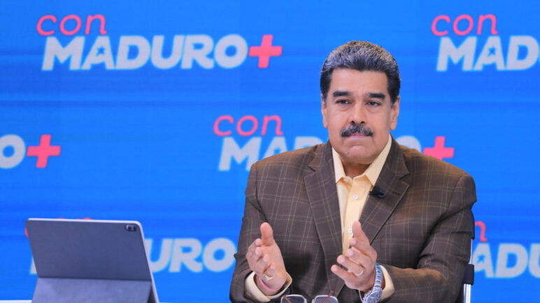 Maduro ordena despliegue de 4,5 millones de milicianos tras anuncio de recompensa de EE. UU.