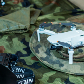 Tres militares fallecidos y cuatro heridos dejó ataque con drones en Buenaventura