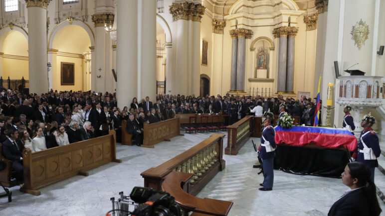 Gobierno se abstiene de asistir al funeral de Miguel Uribe Turbay por petición de su familia