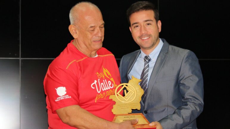 Murió Jaiber Manjarrés, histórico entrenador de pesas del Valle del Cauca
