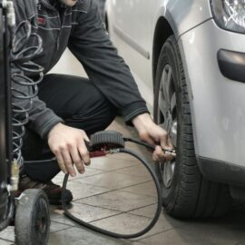 ¿Qué necesita aprobar su vehículo (carro o moto) para pasar la tecnicomecánica?