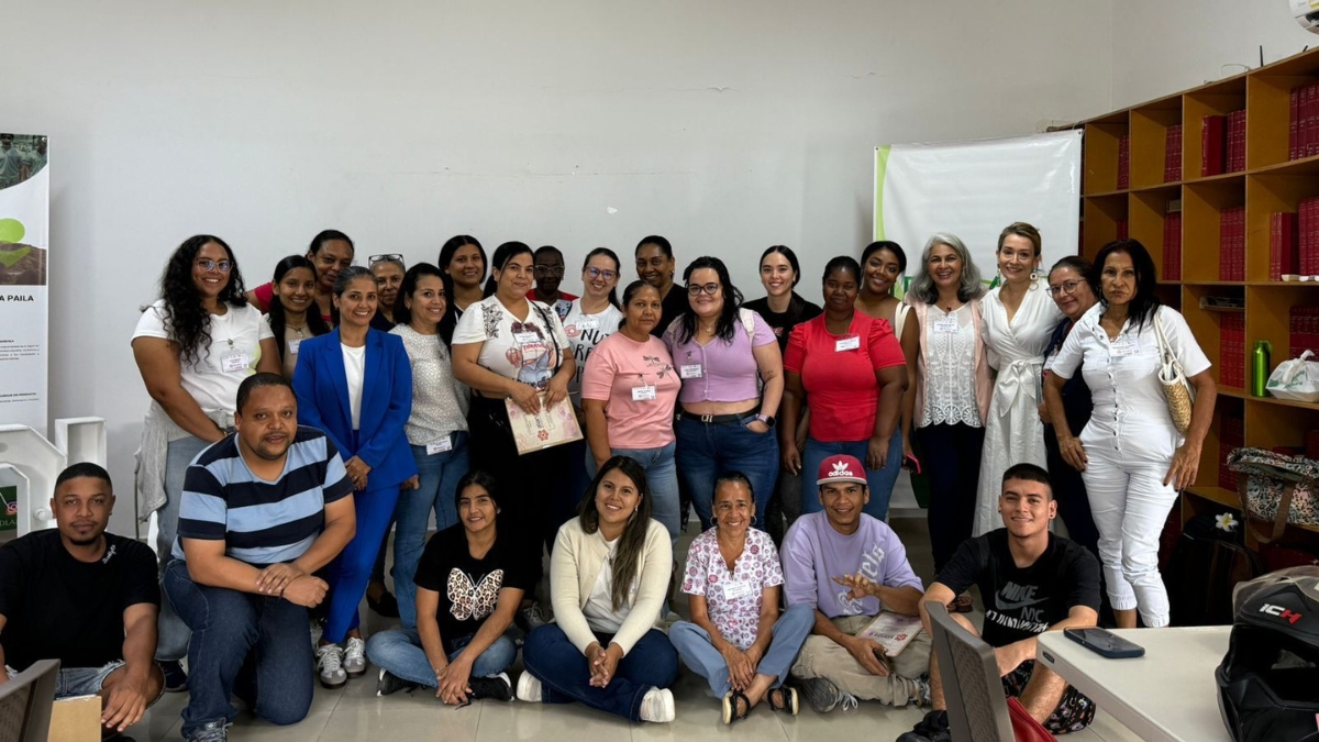Sanar a través del arte: Un taller que ayuda a liberar emociones en Cali