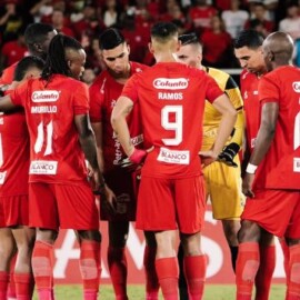 ¿Por qué América es un "desastre"? Alberto Suárez analiza situación 'escarlata'