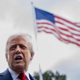 Trump declara al movimiento 'Antifa' como organización terrorista en EE. UU.