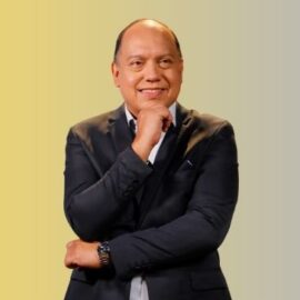 Gerardo Quintero, director de 90 Minutos, recibirá importante galardón en los premios Cristo Rey