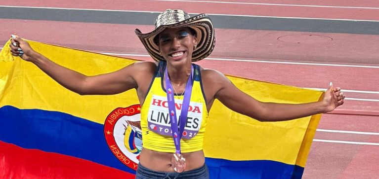 ¿Por qué América es un "desastre"? Alberto Suárez analiza situación 'escarlata'