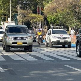 Cierres y congestión vehicular en el CAM por manifestaciones de comunidades