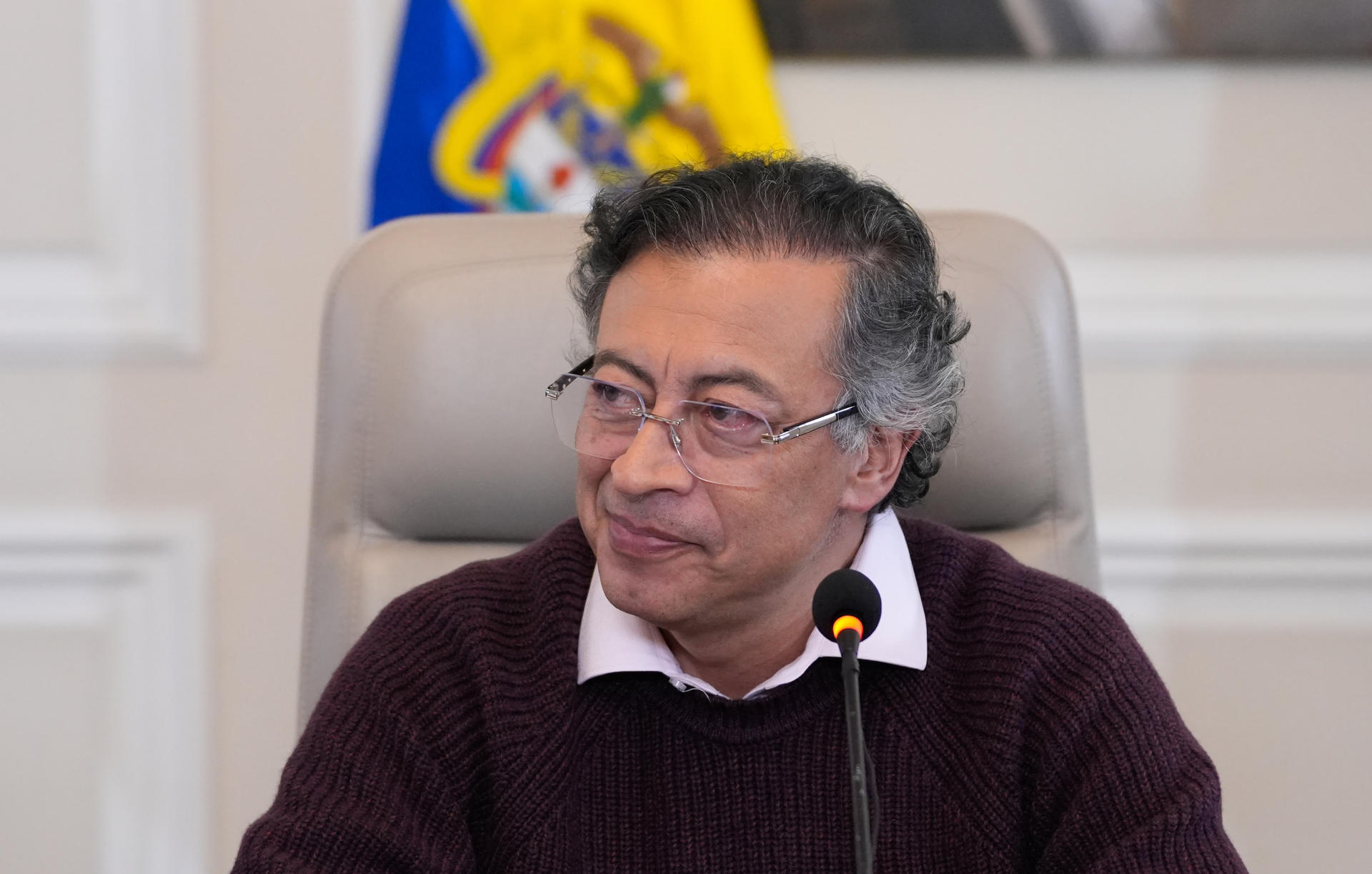Petro ordenó la salida de Colombia de diplomáticos de Israel y denunció el TLC vigente