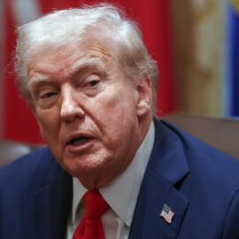 Trump afirmó que Venezuela entregará entre 30 a 50 millones de barriles de petróleo a EE.UU.