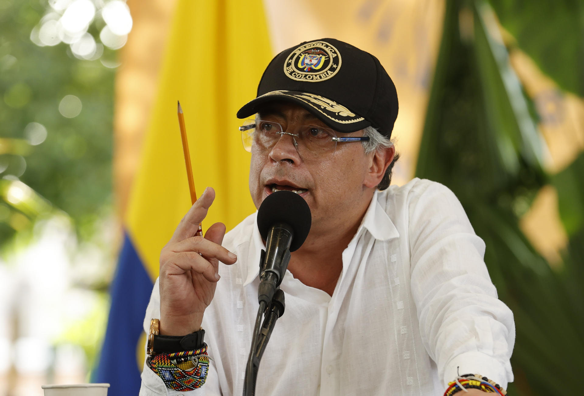 Gremio de jueces de Colombia rechaza las críticas de Petro al fallo absolutorio de Uribe