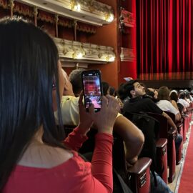 "Noche de susurros" en el Teatro Municipal: Así puede asistir