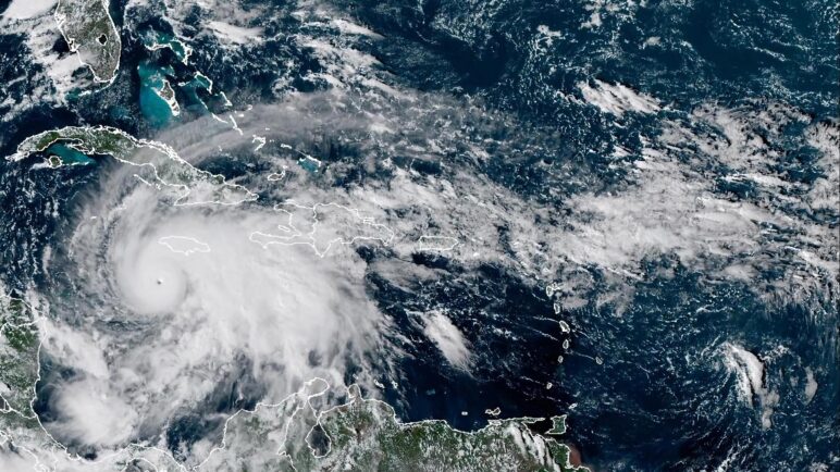 Huracán Melissa golpea el Caribe: Cuba, Haití e islas se encuentran en alerta total