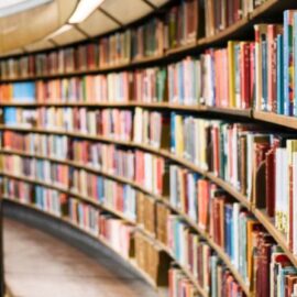 Política en Colombia: Los dos libros imperdibles que relatan este contexto en el país