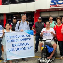 Usuarios de la EPS S.O.S. protestan por fallas en la atención: exigen soluciones inmediatas