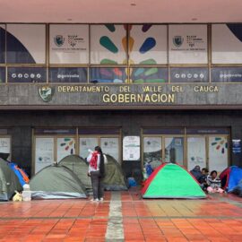 Levantan manifestación en sede de Gobernación tras acuerdos con el Gobierno