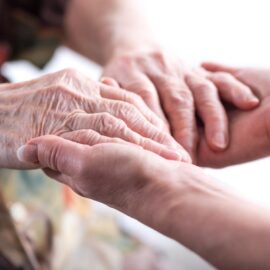 Fundación La Misericordia de Jesús atiende a 83 abuelos en Cali y pide apoyo ciudadano