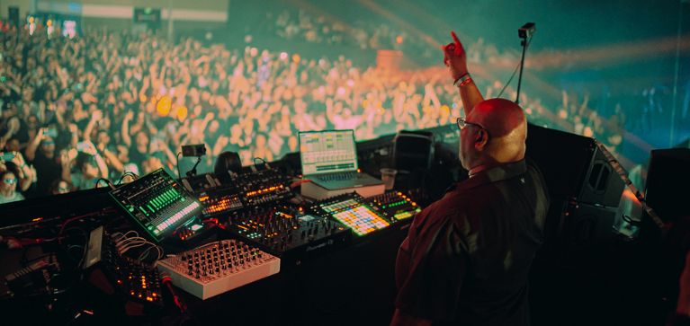 Este es el icónico artista que llegará a Cali con su show, ¡Tiene décadas de trayectoria!