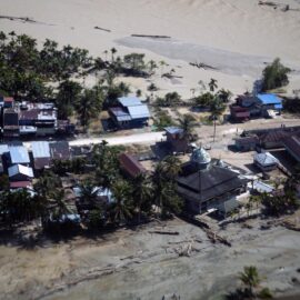 Más de mil personas desaparecidas por fuertes inundaciones en Indonesia, Sri Lanka y Tailandia