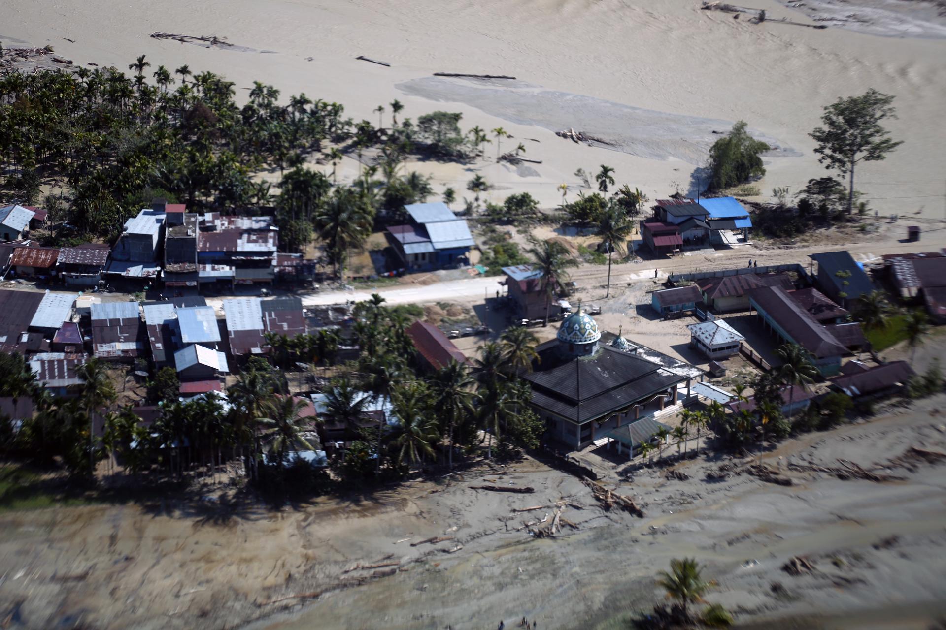 Más de 1.600 fallecidos por las inundaciones en Indonesia, Sri Lanka y Tailandia