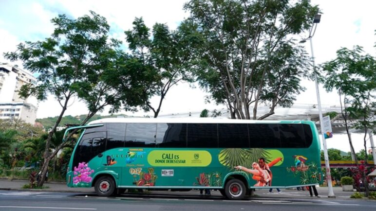 El bus turístico llegará al barrio Obrero durante la ‘Feria al Barrio Obrero: Calle de la Salsa’