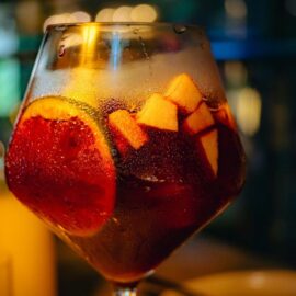 Sangría clásica: un brindis fresco para la mesa navideña