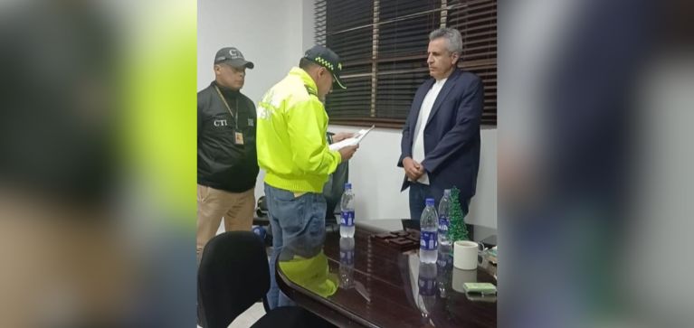 Maduro insiste en una unión militar con Colombia para defender la soberanía