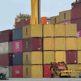 Gremios del Valle en alerta por crisis logística en puerto de Buenaventura