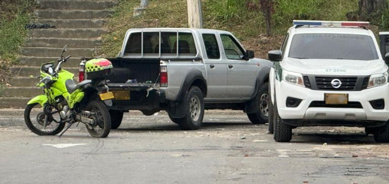 Ofrecen millonaria recompensa por responsables de ataque explosivo contra uniformados en Cali