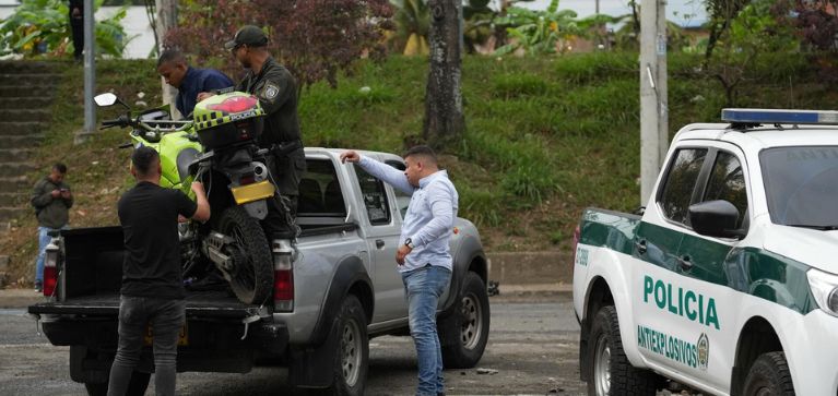 Violencia en el Cauca: ataques de disidencias en Buenos Aires dejó policías heridos