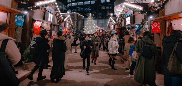 La razón detrás del curioso plato navideño japonés: Familias hacen filas de varias horas