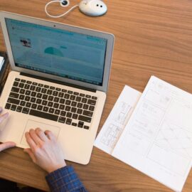 Bonificaciones laborales: ¿cuándo hacen parte del salario y qué deben tener en cuenta empleadores y trabajadores?